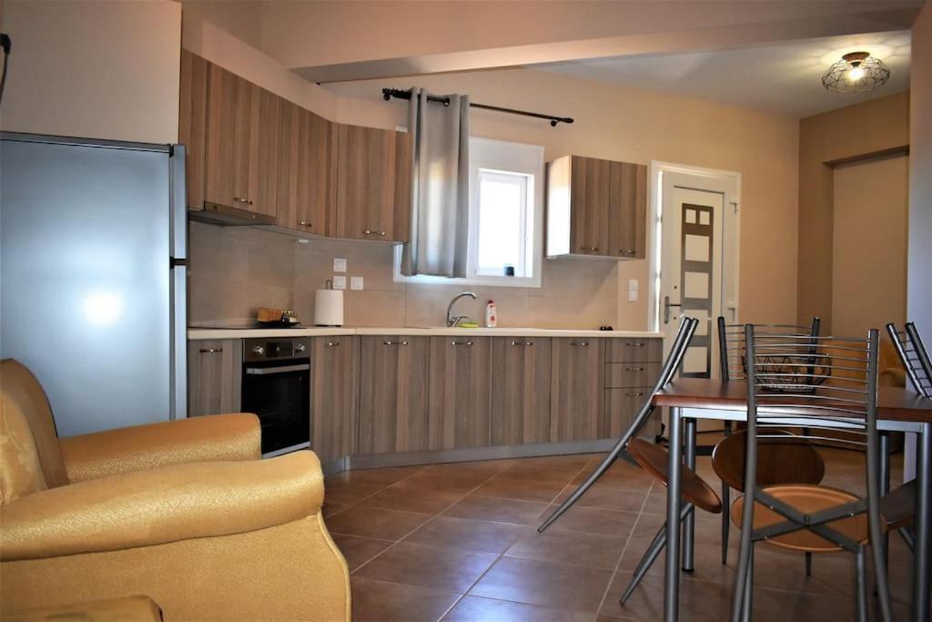 Smailis Apartment 2 Ligourio Zewnętrze zdjęcie